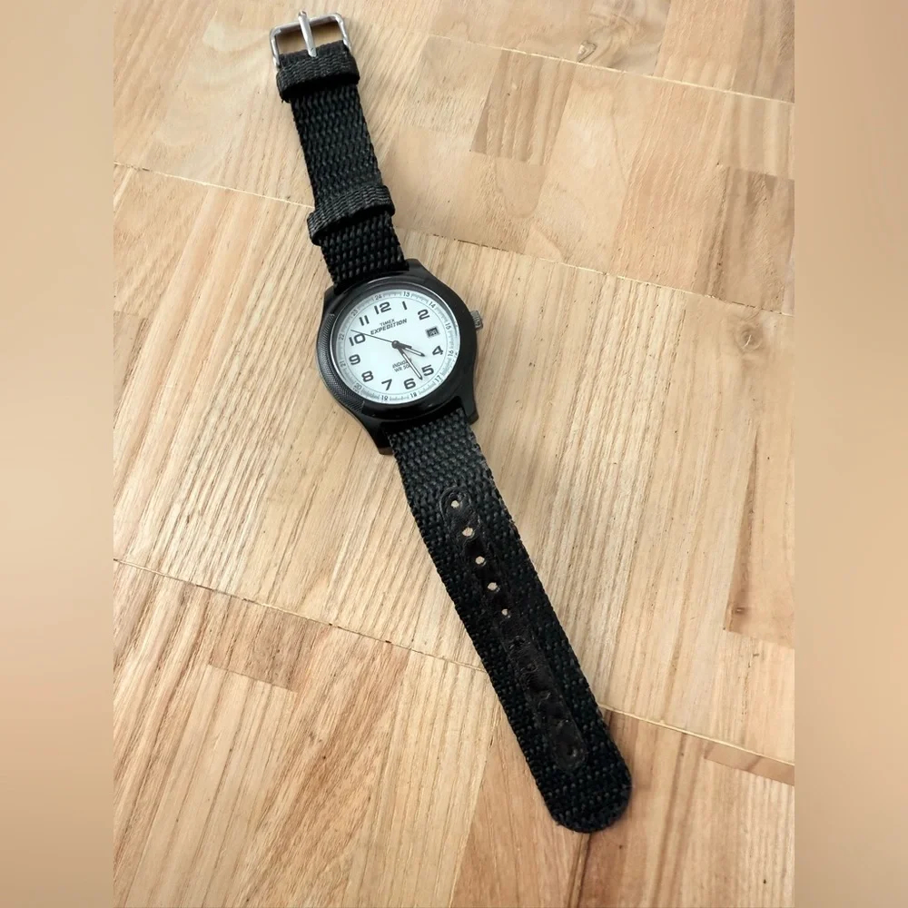 Vintage Timex expedition black nylon strap watch NEW BATTERY